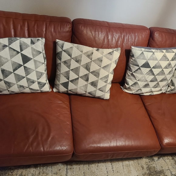 Real Leather Sofa - Picture 3 of 4